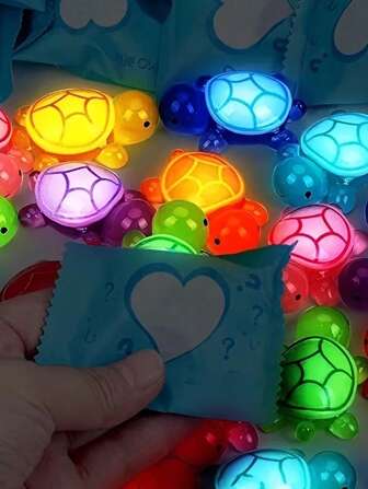 20/50pcs Glow-In-The-Dark 3D Turtle Ornaments - Unique DIY Crafts And Outdoor Garden Decor (Random)