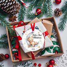 Ciondolo commemorativo "First" con grafiche di orso e luna in acrilico, decorazione regalo, regalo perfetto, souvenir speciale, decorazione per la casa, decorazione per la camera, decorazione per la parete - Multicolore - Visualizzare 3