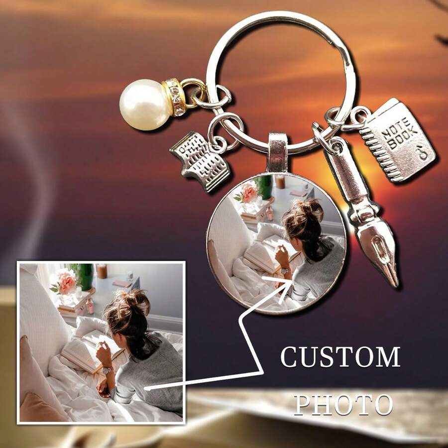 Customized Time Jewel Retro Couple Photo Keychain Decoration Gift, Suitable For Car, Books, Writers, Students, Teachers, Bookworms