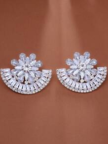 1 par de pendientes de clip de oreja en forma de abanico exagerada con strass plateados, accesorios de lujo para mujer