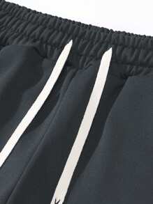 Set Hoodie Tipis dan Celana Olahraga Pria, Potongan Reguler, Motif Cetak yang Dipersonalisasi, Pakaian Kasual Modis dengan Saku dan Tali Serut di Pinggang, Cocok Sebagai Hadiah untuk Suami atau Pacar, untuk Jalan-jalan, Perjalanan, Aktivitas Luar Ruangan, Pakaian Musim Gugur - Light Grey - View 7
