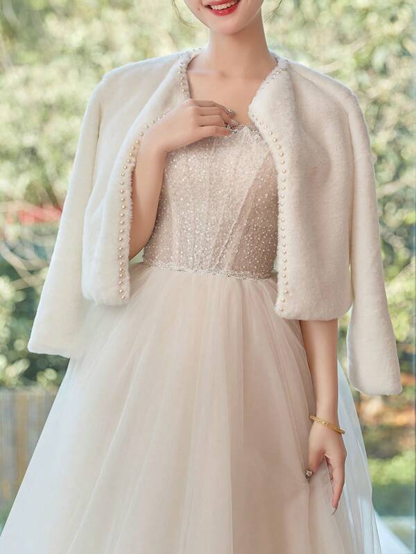 قطعة واحدة رداء زفاف فاخر منفوش، للزفاف والرحلات الرومانسية، التصوير الفوتوغرافي، عيد الميلاد ، أبيض، أنثوي، دافئ في فصل الشتاء