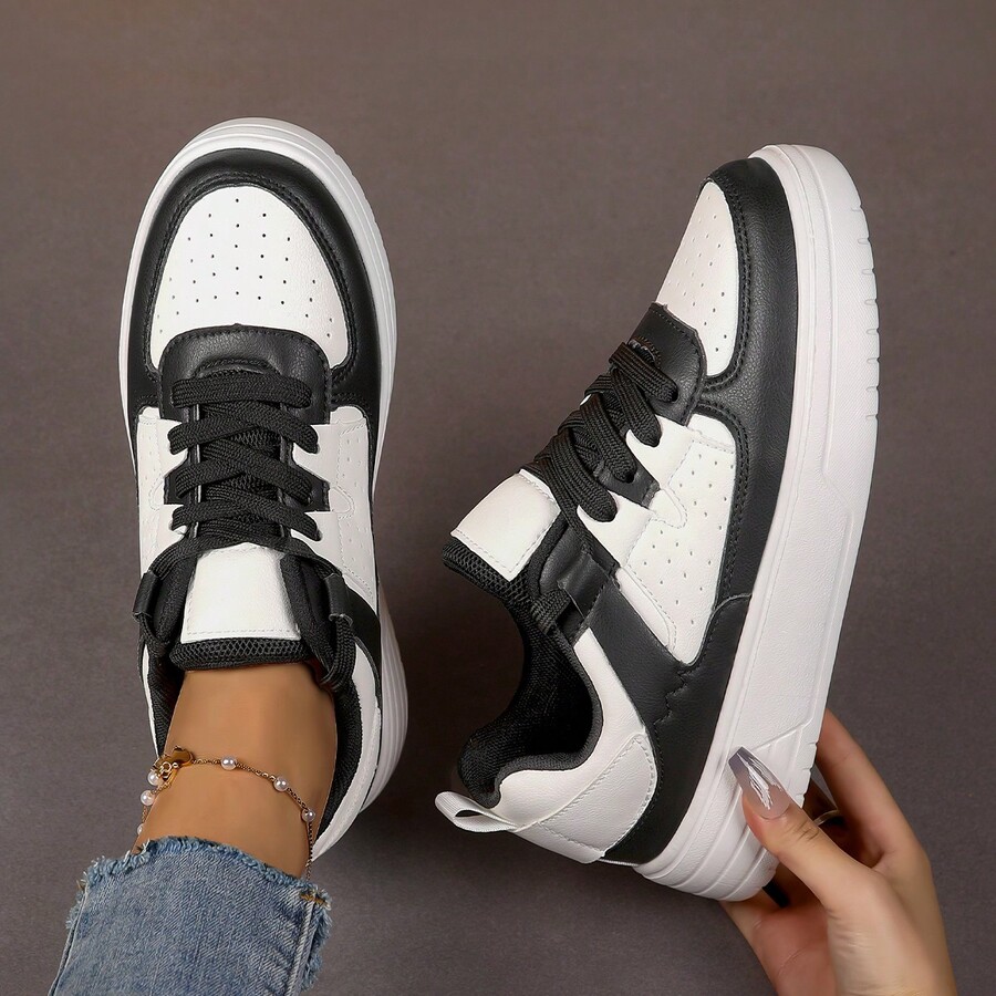 Women Classic Casual Sneakers, Soft & Lightweight Sole, Color Blocking