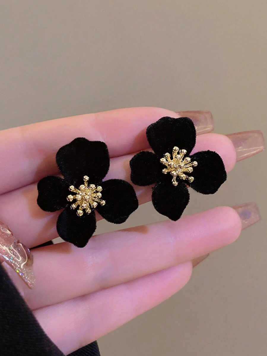 1 Pair Black Floral Design Earrings, Fashion Stud Earrings For Women, Casual & Versatile, Suitable For Valentine's Day, Mother's Day, Can Be Used As A Gift - Black - View 1