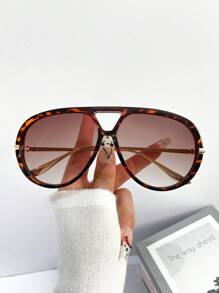 Neue Vintage Oversized Doppelsteg quadratische Modebrillen für Frauen und Männer, vielseitig einsetzbar für Outdoor, Partys, täglichen Lässig-Wear, Strandaccessoires für Frauen, für Sommerurlaub, Outdoor, Reisen