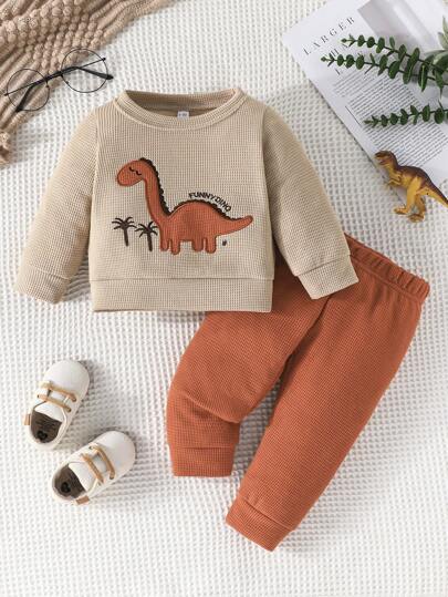 2 件套男婴时尚休闲恐龙刺绣华夫格圆领长袖上衣和纯色裤子，春秋季