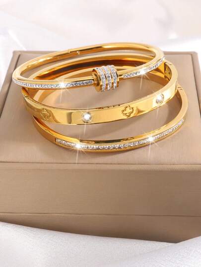 Set di 3 braccialetti di lusso in acciaio inossidabile placcato oro con quadrifoglio in cristallo, adatto per uso quotidiano delle donne, ideale come regalo per amici, migliori amici, San Valentino, mamma, madre, festa della mamma