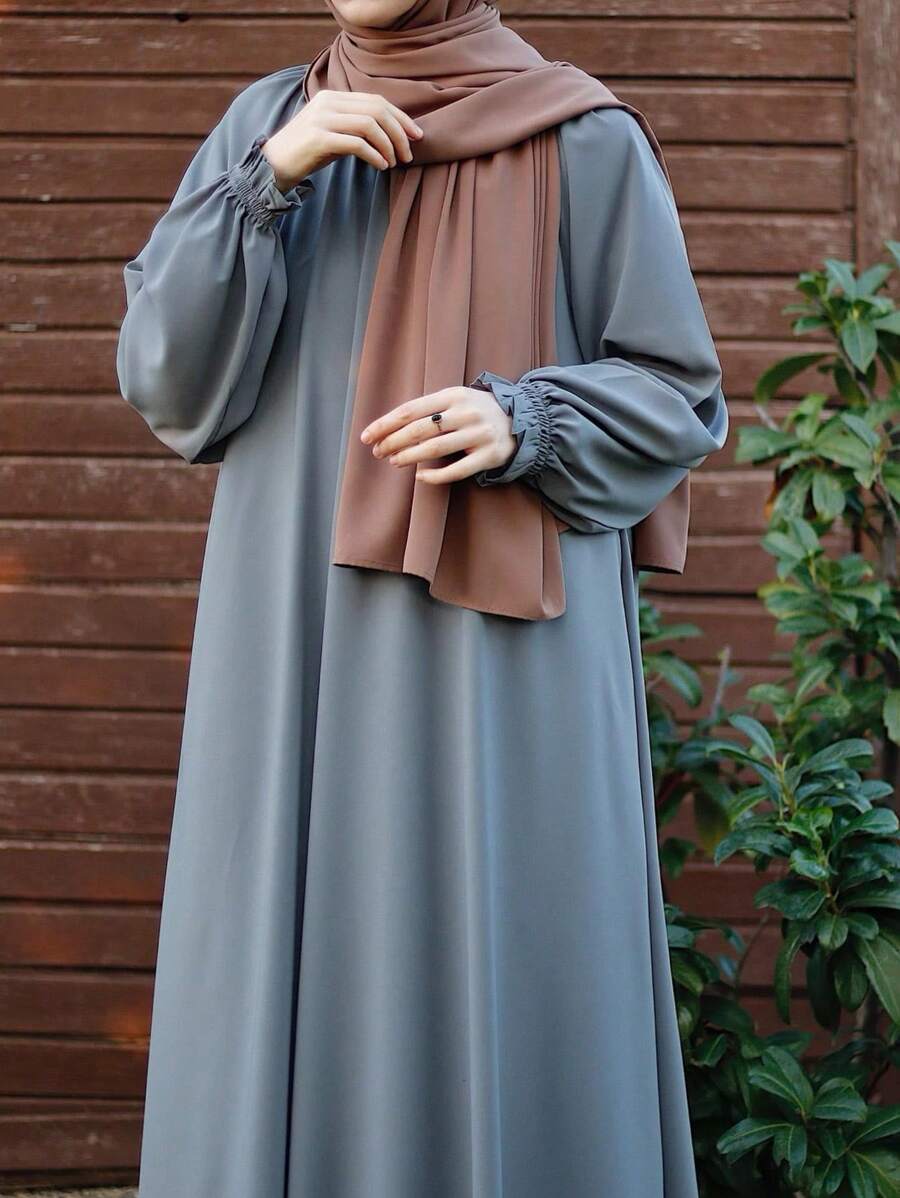 1 Solid Color Four-Way Stretch Ruffled Multi-Layered Pleated Dress Casual Loose Round Neck Elastic Cuffs Dress Suitable For Daily Festivals, Modest