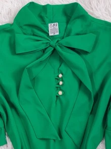 Women's Short Sleeve Puffed Blouse With Bow No. 8 - Green - View 2