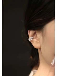 Sterling Silver Ear Cuff, Vintage Ballet-Inspired Hollow Filigree Design, No Piercing Required, Cute And Versatile For Ear Cartilage