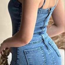 Vestido Tirantes delgados vaquero informal y sexy para mujer, sin mangas, con hombros descubiertos, espalda descubierta y corte lápiz, confeccionado en tela ligeramente elástica. - Azul - Ver 2