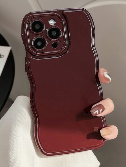 1pc GUCADI Autumn/Winter Season Mulberry Red Solid Color Wavy Edge Phone Case Compatible With Apple IPhone 16/15/14/13/12/11 Series