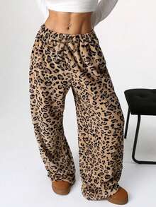 Calça feminina casual de inverno com estampa de leopardo felpuda e cintura elástica, ideal para o outono e inverno. Pernas largas e modelagem solta. Perfeita para usar no outono e inverno.
