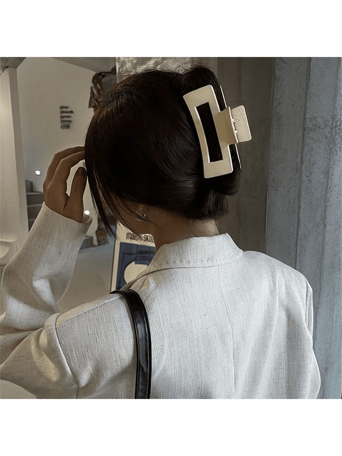 1pc Fish Tail Hair Clip, Simple And Elegant Design, Available In 3