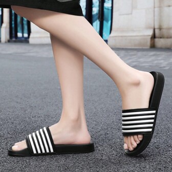 Ciabatte da uomo a righe con punta aperta, leggere, antiscivolo, ad asciugatura rapida per interni ed esterni, comode infradito casual di taglia grande e alla moda