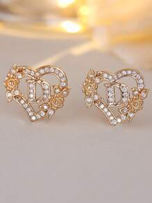 Tsnamer 1 对心形首字母耳钉，适合女孩女士，心形雕刻 26 个字母 A-Z 个性化名字花耳环，适合日常情人节母亲节珠宝生日礼物情人节、妈妈、母亲、母亲节、礼物 - 耳環 - 查看 30