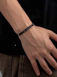 Gelang liontin nama melengkung berbahan stainless steel yang sederhana dan bergaya untuk pria, cocok untuk ulang tahun, hadiah, dan pemakaian sehari-hari. - Hitam - View 3