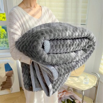 1pc Solid Color Thickened Soft Blanket