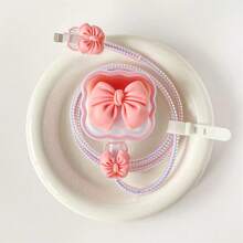 Custodia protettiva per caricabatterie standard britannico da 20 W, in morbida scocca con design a onde e fiocchi per proteggere il cavo compatibile con 16 Pro Max / 15 Pro Max