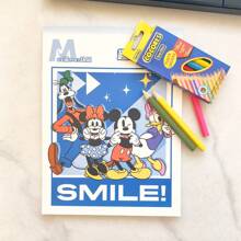 (SOAP STUDIO) Và Sách tô màu, Nhiều mẫu thiết kế vui nhộn và mang tính giáo dục, Bao gồm nhãn dán chữ số và bảng chữ cái tương tác, Có kèm theo một bộ bút chì màu, Thúc đẩy khả năng học tập sáng tạo, vẽ và phát triển nhận thức, Hoàn hảo để sử dụng tại nhà, trong khi đi du lịch hoặc làm quà tặng hấp dẫn và mang tính giáo dục cho người hâm mộ. - Nhiều màu - Xem 5