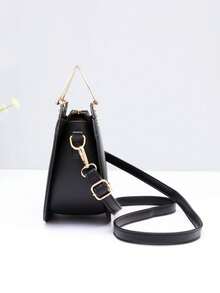 1 件时尚贝壳形圆形斜挎包，附赠随机挂饰，可爱又甜美 - 黑色 - 查看 2