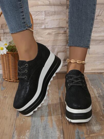 2025 elegante, lässige und bequeme Damen Plateau High Heels in Schwarz, Keilabsatz mit Kunstschlangenhaut-Optik, weich und geeignet für den täglichen Gebrauch, Einkaufen, Urlaub, Pendeln, Valentinstag, Halloween, Abschluss, Date-Outfit. Bitte eine Nummer größer bestellen, da sie klein ausfallen.