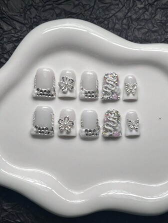 10Pcs/Pack Y2K Stiletto Nail Tips, Handmade, Nude Color With White French Design Includes Snowflake, Butterfly, Snake, Floral Rhinestone Elements, Suitable For Women And Girls, Party, Ball, Daily Wear. (Accessories Color Randomly Assorted) Press On Nails Nail Supplies Nails