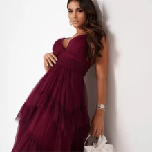 Tiered Party Dress With A Slight Neckline And A Simple And Subtle Sparkle Fit. - 淺藍色 - 查看 2