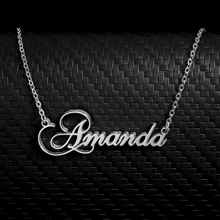 1 pieza Collar personalizado con corazón hueco y nombre en oro/plata, regalo del Día de San Valentín, collar de acero inoxidable para mujer, regalo para parejas, regalo personalizado para amigos, familia y ocasiones especiales como cumpleaños, aniversario, graduación, fiesta (solo en inglés)