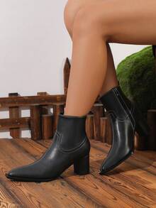 女士粗跟方头时尚复古侧拉链黑色英伦风秋冬中筒靴 - 黑色 - 查看 2