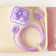 Custodia protettiva per caricabatterie standard britannico da 20 W, in morbida scocca con design a onde e fiocchi per proteggere il cavo compatibile con 16 Pro Max / 15 Pro Max