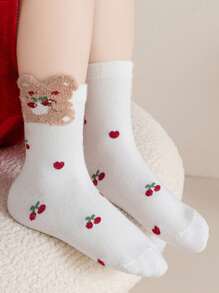 5 Pairs Of Children's Socks Autumn/Winter Red Mid-Tube Socks Winter Baby New Year Socks Cute Bear Sweet Lace Socks Fashion Cherry Pattern Design Suitable For Daily Or Festive Wear