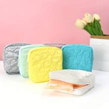 1 件可爱女士卫生巾袋 - 轻便安全的化妆品收纳袋 - 时尚简约爱系列洗漱旅行盒 - 彩色 - 查看 3