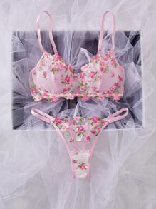 Women's Spaghetti Strap Simple Sexy Embroidery Lingerie Set, Rave - Pink - View 2