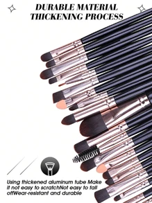 Set de 40 herramientas de maquillaje profesional, que incluye: 20 piezas set de brochas de maquillaje (brocha de base, brocha de polvos, brocha de cejas, brocha de rubor, brocha de iluminador, brocha de sombras, brocha de pestañas, brocha de delineador, brocha de contorno, brocha de detalle, brocha de nariz, brocha facial), 4 piezas de esponjas de maquillaje, 4 piezas de borlas de terciopelo triangulares para polvos, 4 piezas de mini blenders de maquillaje, 4 piezas de borlas para polvos en la punta de los dedos, 1 pieza de diadema/2 piezas de muñequeras, 1 pieza de bandeja para limpiar brochas