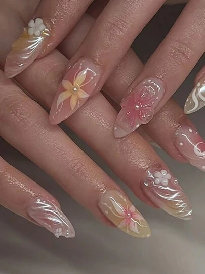 提升您的外观：30 片清新立体花朵，短杏仁形假指甲，带钻石珍珠，适合女孩在日常工作约会时佩戴按压指甲美甲用品指甲