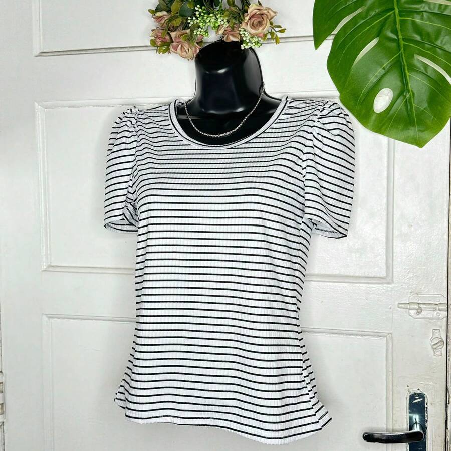 PLAIN CANEDELA WOMEN'S SHIRT With Micro Puff Sleeves - 黑與白 - 查看 1