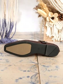 Giày sandal đế bằng mũi vuông thời trang có khóa đồng, thoải mái và đơn giản theo phong cách Châu Âu, Thu/Đông 2024 - Màu Đỏ Sâu - Xem 6