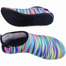 زوج من الأحذية المائية ذات الأساس الناعم والألوان المخطَطة مع كعب على شكل فراشة، مرنة وصديقة للبشرة، للاستخدام في الخارج على الشاطئ والركض والممارسة اليوجا داخل المنزل - أخضر - مشاهدة 4
