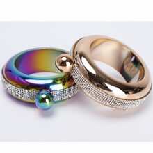 1 Stück Edelstahl Armband Flasche in Silber/Gold/bunt mit Strass, 3,5oz rund eloxiert, luxuriöses Modeschmuck Alkohol Fläschchen, geeignet für verschiedene Spirituosen & nicht-saure Flüssigkeiten, für Outdoor, Camping, Geschenk für Väter