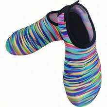 زوج من الأحذية المائية ذات الأساس الناعم والألوان المخطَطة مع كعب على شكل فراشة، مرنة وصديقة للبشرة، للاستخدام في الخارج على الشاطئ والركض والممارسة اليوجا داخل المنزل - أخضر - مشاهدة 2