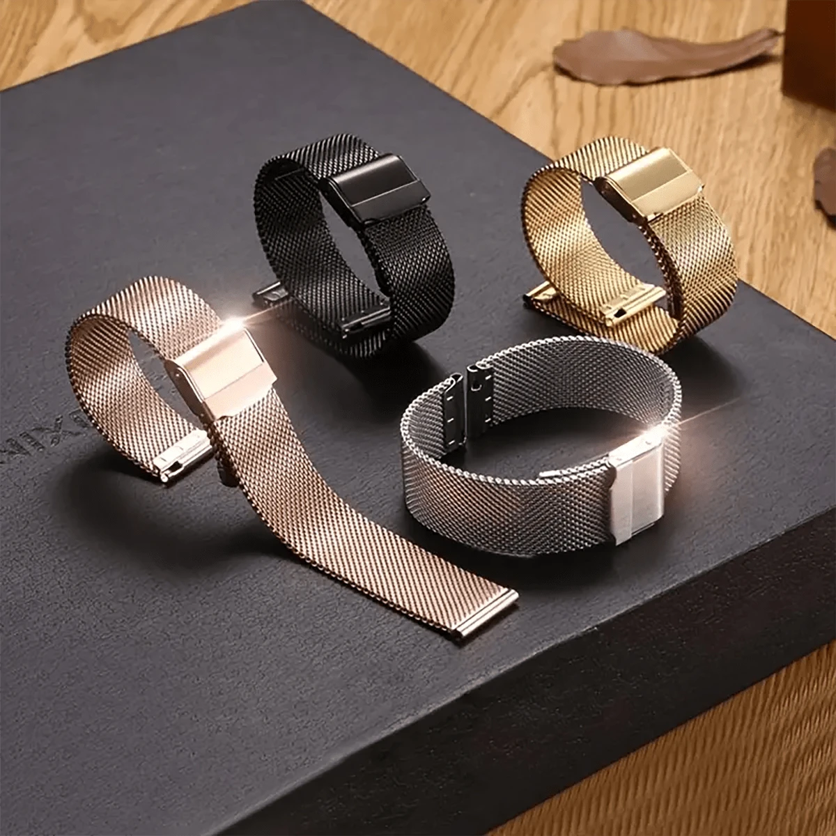 Dây đeo đồng hồ lưới kim loại siêu mỏng 2024 tương thích với đồng hồ thông minh 18mm 20mm 22mm, đồng hồ thể thao, dòng đồng hồ doanh nhân, v.v. Có sẵn màu đen, bạc, vàng, vàng hồng