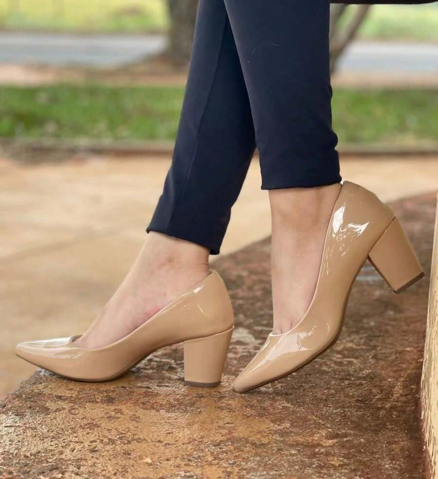 7 Cm Block Heel Pumps In Patent Leather, Comfortable And Elegant - Sizes 33 To 45 - Màu be - Xem 1