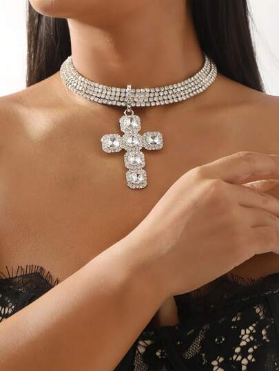 1pc Exaggerated Rhinestone Cross Necklace, Stylish And Chic Hiphop Charm Choker Necklace For Women