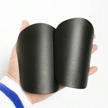 1 paio di parastinchi neri mini per calcio, imbottiture per protezione gambe per il calcio