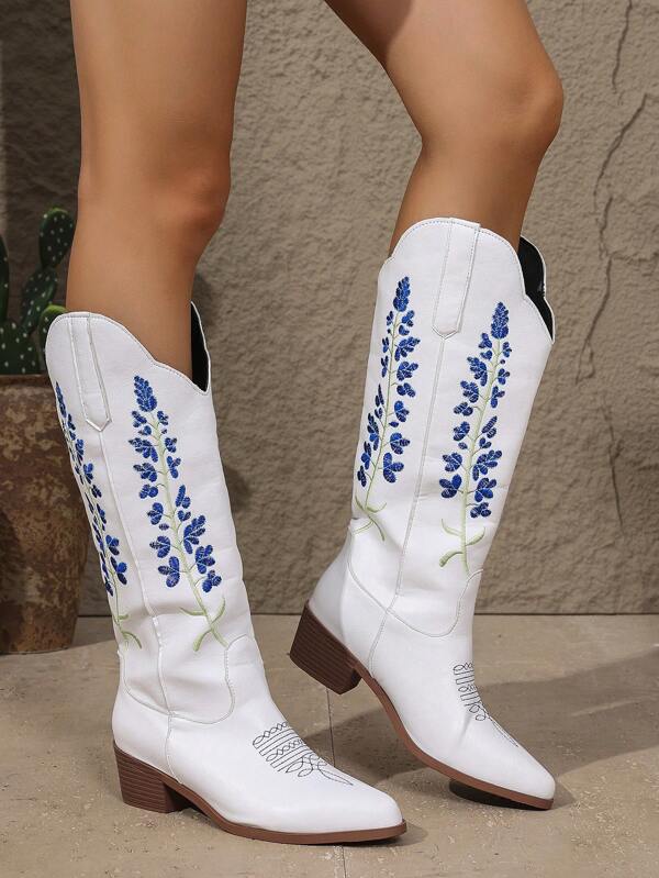 Plus Size Western Style Embroidered White Pointed Toe Boots