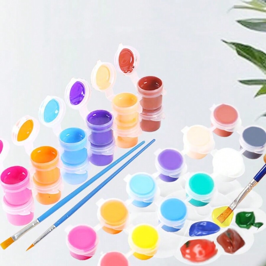 Small Flat Paint Brush. Artist Acrylic Paint Brush. Watercolor Canvas