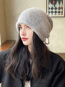 1pc Women Striped Knit Hat, Warm Thickened Winter Ear Protection Cap, Cute Beanie For Autumn Winter Casual Elegant Vintage Street Chic Fashion, Versatile, Large Head Circumference, Suitable For Outdoor, Skiing, Cycling, Travel, Party, Daily Use