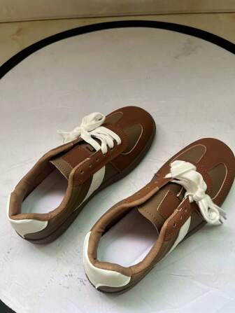 Women's Lace-Up Trainers, Comfortable Thick Sole Abrasion-Resistant Casual Shoes, Vintage All-Match Athletic Shoes