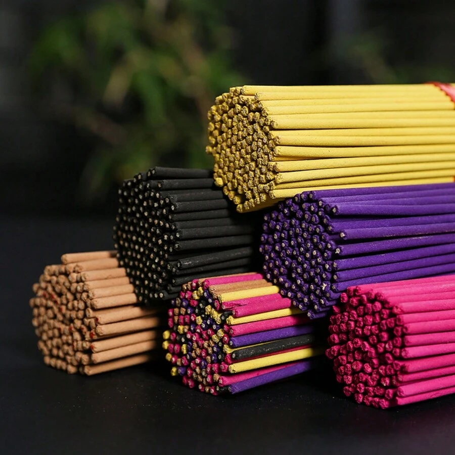 60 que xông hương, đèn xông hương, hoa hồng, hoa oải hương, gỗ đàn hương, hoa nhài, hoa anh đào, thích hợp cho việc chữa bệnh tâm linh, thanh lọc không khí, giảm căng thẳng, văn phòng, yoga, thiền, sau bữa ăn, đọc sách, âm nhạc, hương thơm lâu dài, nhiều màu sắc khác nhau.